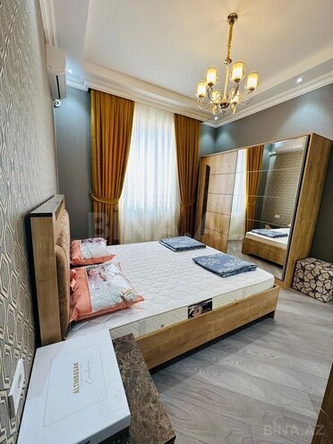 4 otaqlı həyət evi/bağ evi - Mərdəkan q. - 220 m² (21)