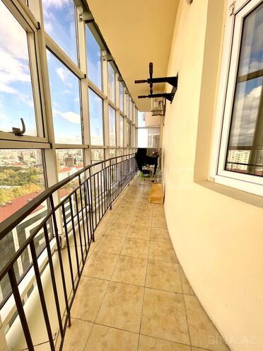 3 otaqlı yeni tikili - 8 Noyabr m. - 160 m² (4)
