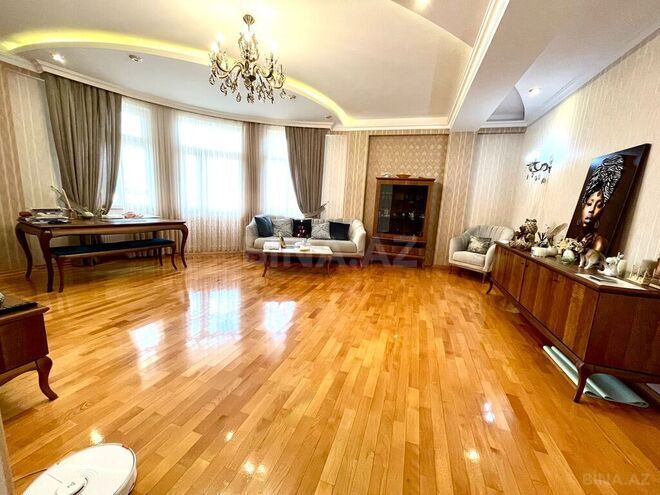 3 otaqlı yeni tikili - 8 Noyabr m. - 160 m² (1)