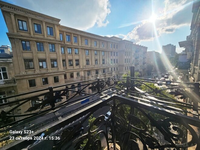 Satılır 5 otaqlı köhnə tikili 165 m², 28 May m., photo 7 from 26