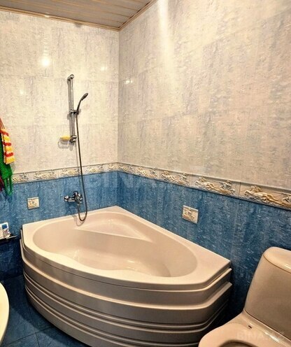 Satılır 5 otaqlı köhnə tikili 165 m², 28 May m., photo 14 from 26