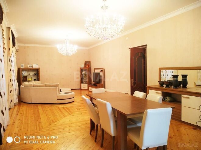 10 otaqlı həyət evi/bağ evi - Qaraçuxur q. - 650 m² (9)