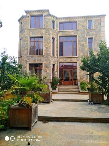 10 otaqlı həyət evi/bağ evi - Qaraçuxur q. - 650 m² (1)
