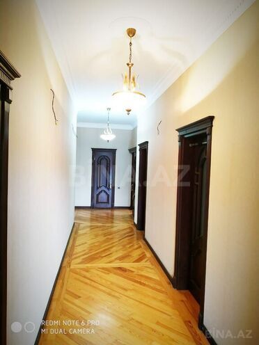 10 otaqlı həyət evi/bağ evi - Qaraçuxur q. - 650 m² (11)