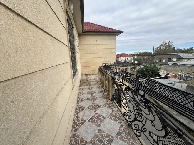 7 otaqlı həyət evi/bağ evi - Biləcəri q. - 340 m² (27)
