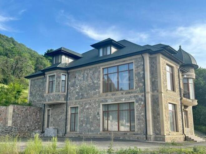 7 otaqlı həyət evi/bağ evi - Quba - 300 m² (1)
