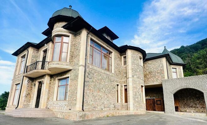 7 otaqlı həyət evi/bağ evi - Quba - 300 m² (2)