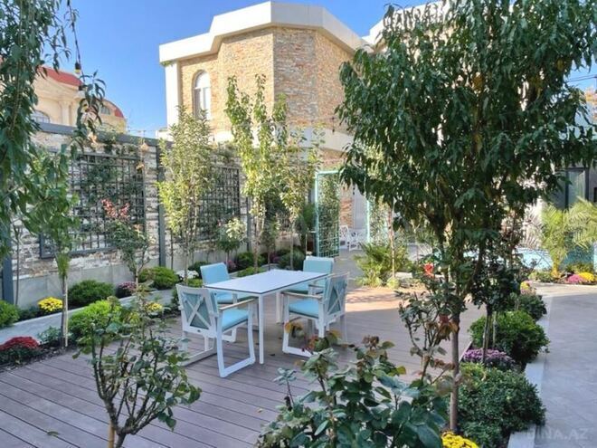 6 otaqlı həyət evi/bağ evi - Gənclik m. - 352 m² (1)