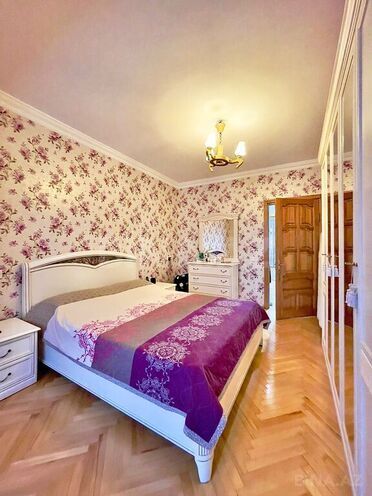 Satılır 4 otaqlı köhnə tikili 100 m², Qara Qarayev m., photo 16 from 22