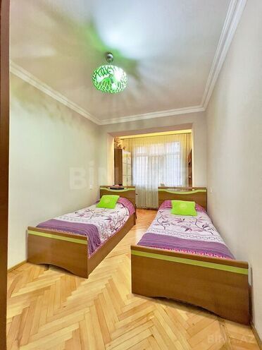 Satılır 4 otaqlı köhnə tikili 100 m², Qara Qarayev m., photo 10 from 22