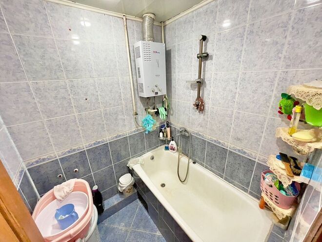 Satılır 4 otaqlı köhnə tikili 100 m², Qara Qarayev m., photo 19 from 22