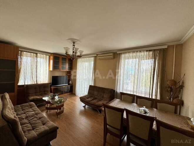 Сдаётся 2-комн. новостройка 71 м², м. 28 мая, photo 1 from 8