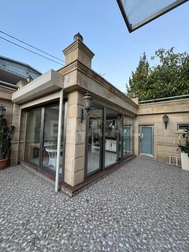 8 otaqlı həyət evi/bağ evi - Nəsimi m. - 700 m² (2)