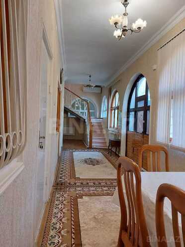 5 otaqlı həyət evi/bağ evi - Buzovna q. - 300 m² (2)