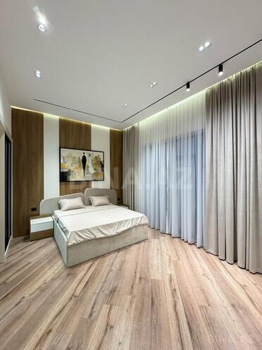 6 otaqlı həyət evi/bağ evi - Mərdəkan q. - 400 m² (24)