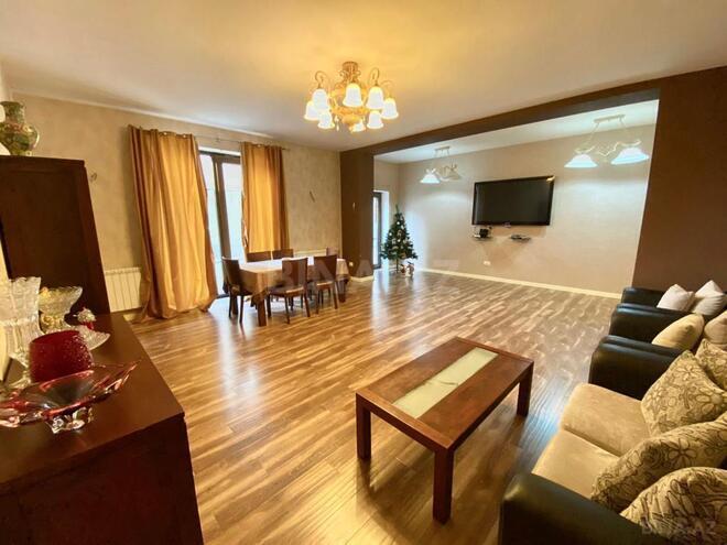 8 otaqlı həyət evi/bağ evi - Badamdar q. - 600 m² (2)