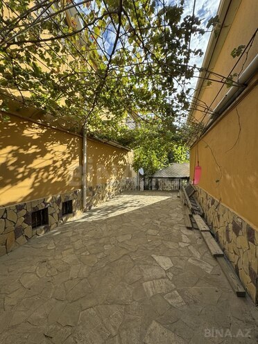 5 otaqlı həyət evi/bağ evi - Sulutəpə q. - 220 m² (18)