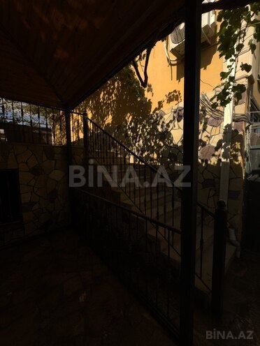 5 otaqlı həyət evi/bağ evi - Sulutəpə q. - 220 m² (17)