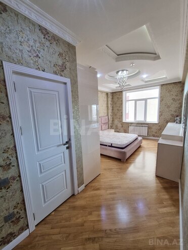 Продаётся 3-комн. новостройка 143 м², Бинагадинский р., photo 16 from 32
