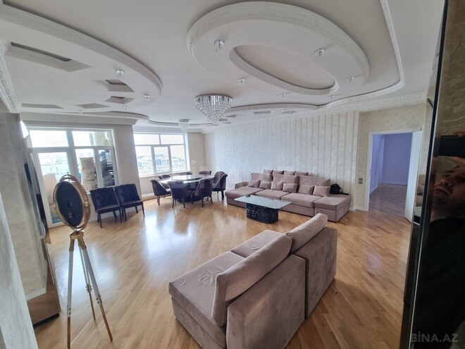 Продаётся 3-комн. новостройка 143 м², Бинагадинский р., photo 24 from 32