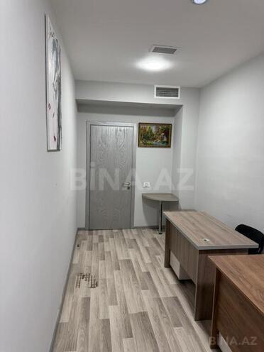 Сдаётся 1-комн. офис 25 м², м. Элмляр Академиясы, photo 6 from 8