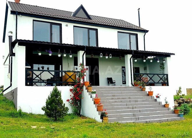 4 otaqlı həyət evi/bağ evi - Qusar - 100 m² (2)