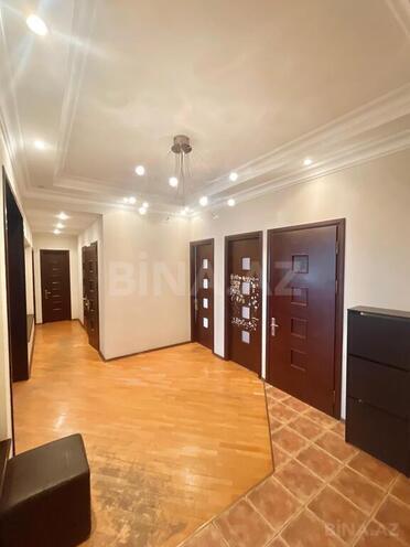 Продаётся 4-комн. новостройка 175 м², м. Элмляр Академиясы, photo 12 from 18