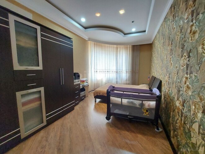 İcarəyə verilir 3 otaqlı yeni tikili 140 m², 28 May m., photo 7 from 20