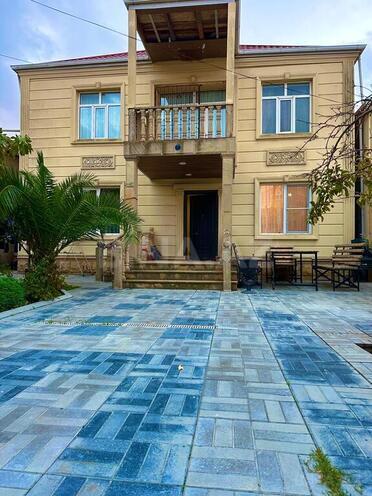 6 otaqlı həyət evi/bağ evi - Qaraçuxur q. - 200 m² (1)