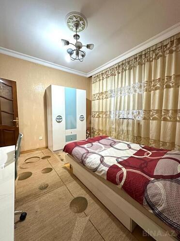6 otaqlı həyət evi/bağ evi - Qaraçuxur q. - 200 m² (17)