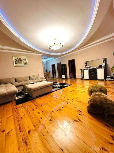6 otaqlı həyət evi/bağ evi - Qaraçuxur q. - 200 m² (21)
