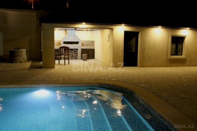 6 otaqlı həyət evi/bağ evi - Şüvəlan q. - 400 m² (2)