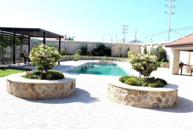 6 otaqlı həyət evi/bağ evi - Şüvəlan q. - 400 m² (4)
