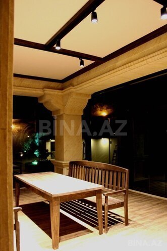 6 otaqlı həyət evi/bağ evi - Şüvəlan q. - 400 m² (26)