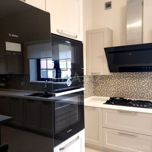 6 otaqlı həyət evi/bağ evi - Şüvəlan q. - 400 m² (17)