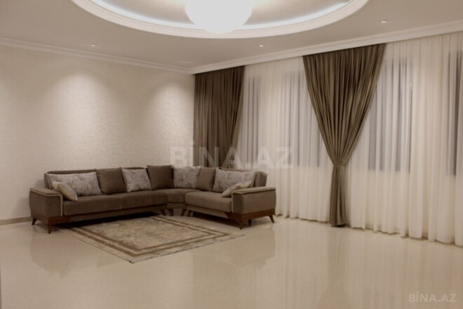 6 otaqlı həyət evi/bağ evi - Şüvəlan q. - 400 m² (15)