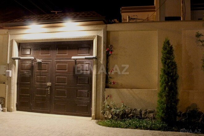 6 otaqlı həyət evi/bağ evi - Şüvəlan q. - 400 m² (16)