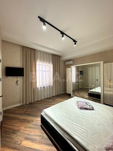 4 otaqlı həyət evi/bağ evi - Mərdəkan q. - 190 m² (5)