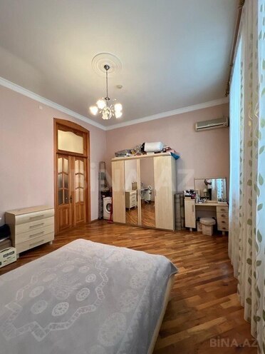10-комн. дом/дача - пос. Новханы - 300 м² (30)