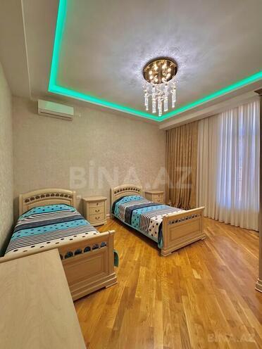 Продаётся 5-комн. дом/дача 300 м², пос. Мардакан, photo 19 from 32