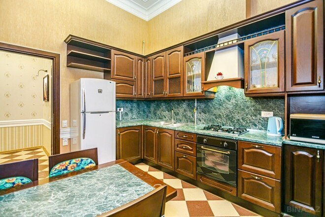 3 otaqlı köhnə tikili - Sahil m. - 108 m² (14)