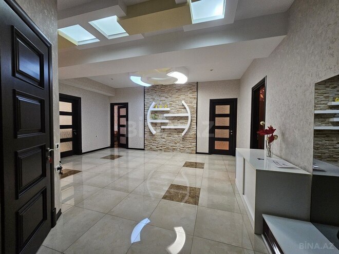 4-комн. новостройка - м. 28 мая - 186 м² (3)