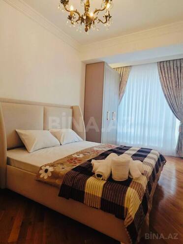 3-комн. новостройка - м. 28 мая - 120 м² (5)