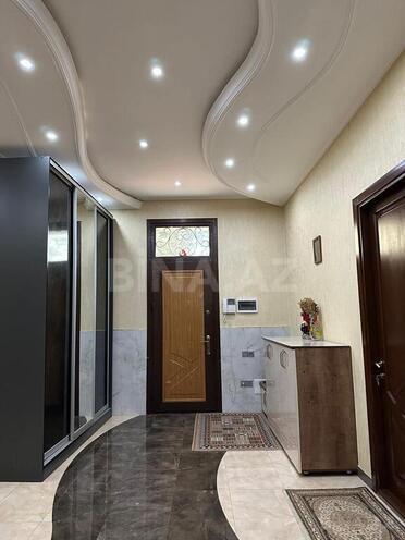 9 otaqlı həyət evi/bağ evi - Bakıxanov q. - 500 m² (12)