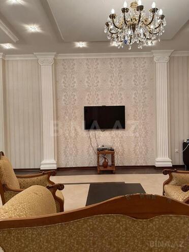 9 otaqlı həyət evi/bağ evi - Bakıxanov q. - 500 m² (16)
