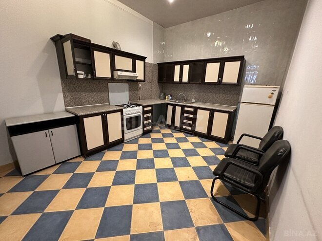 6-комн. дом/дача - пос. Бадамдар - 400 м² (28)