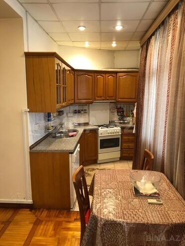 Satılır 3 otaqlı köhnə tikili 108 m², İçəri Şəhər m., photo 10 from 15