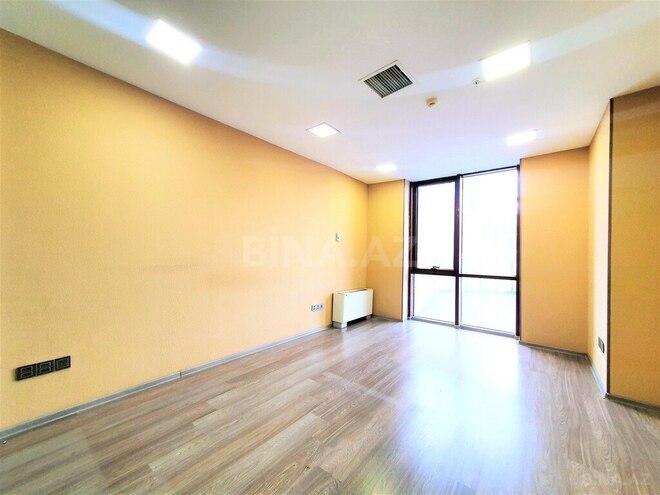 Сдаётся 20-комн. офис 1 200 м², Насиминский  р., photo 11 from 24