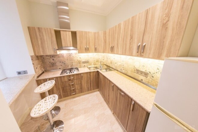 Сдаётся 2-комн. новостройка 62 м², м. Ичеришехер, photo 11 from 16