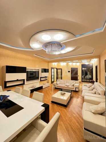 Satılır 7 otaqlı yeni tikili 280 m², İnşaatçılar m., photo 4 from 26